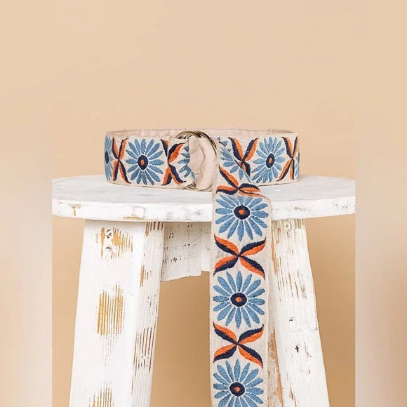 Bohemian Embroidered Daisy Flower 0 Ring Belt - Picture 3 of 7